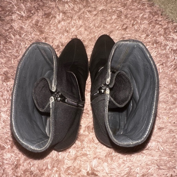 Stuart Weitzman Steadydate Black Heeled Ankle Boots with Sleek Design 6 - Picture 7 of 12